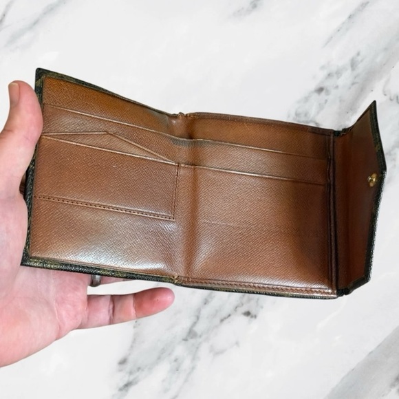 Louis Vuitton Authentic Vintage Monogram Compact Bifold Wallet with Coin Pouch - Picture 6 of 12